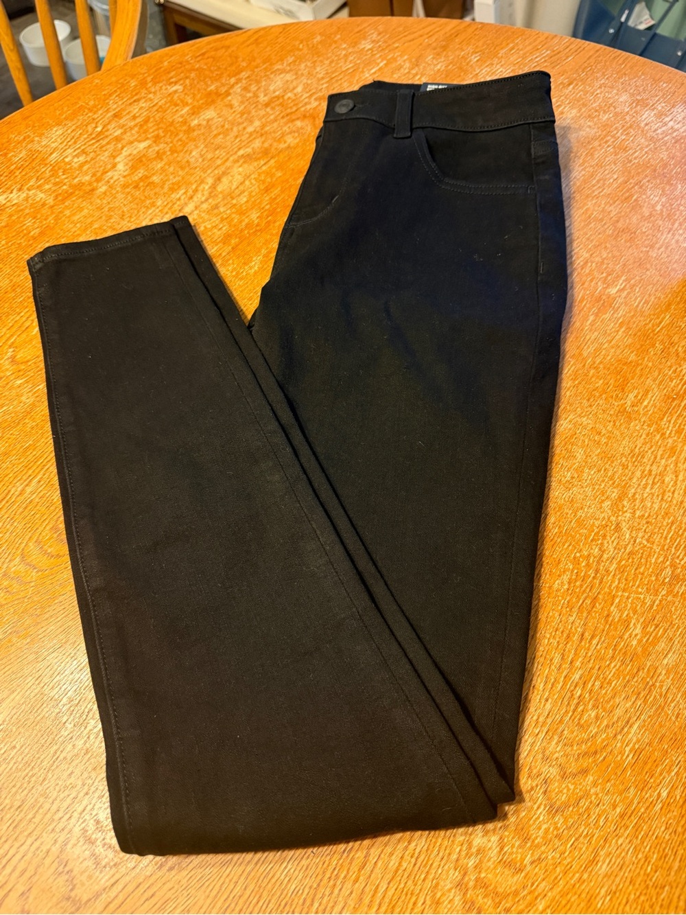 Women’s Black Slim Jeans- Classic Everyday Style